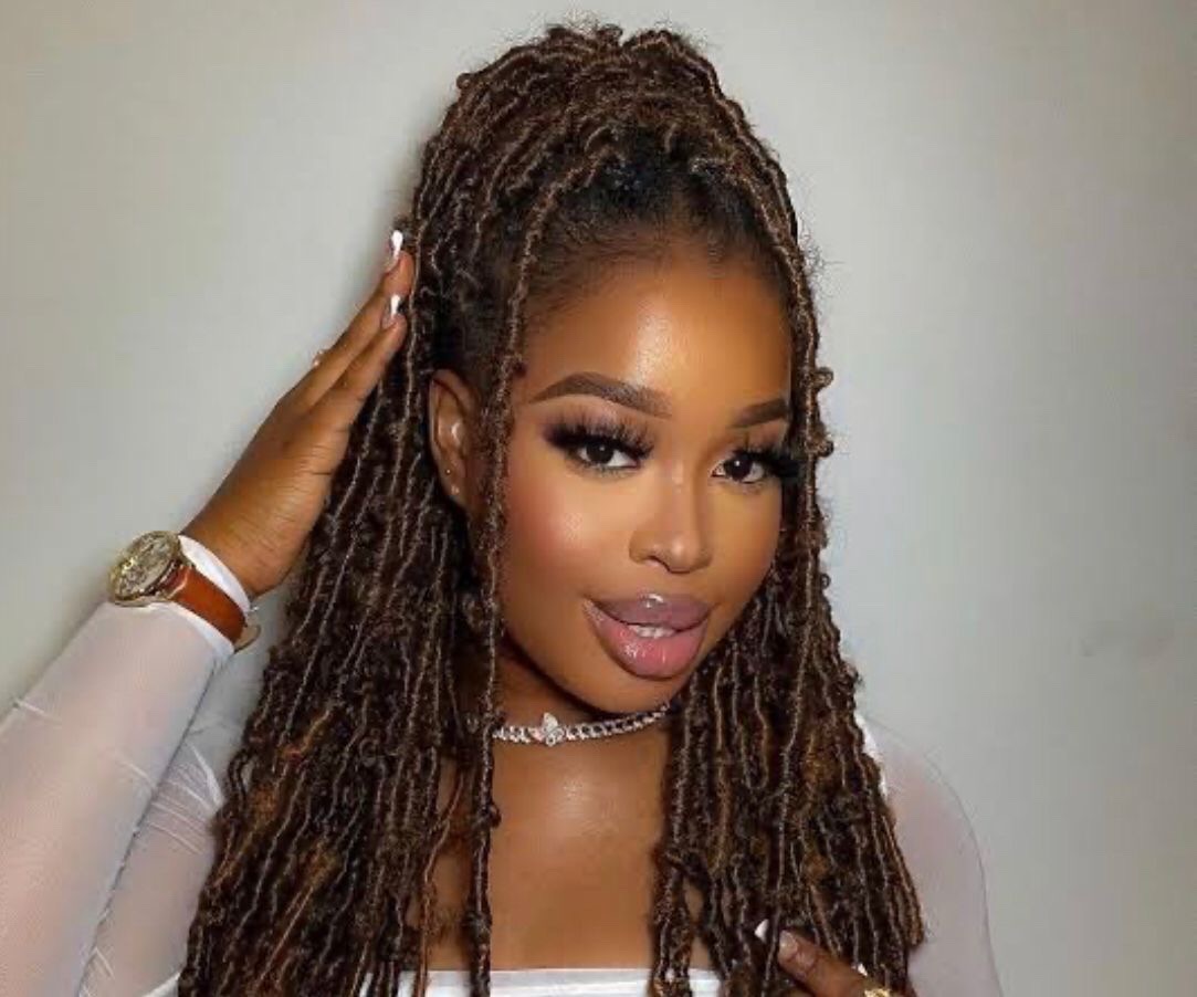 Loc style half up half down